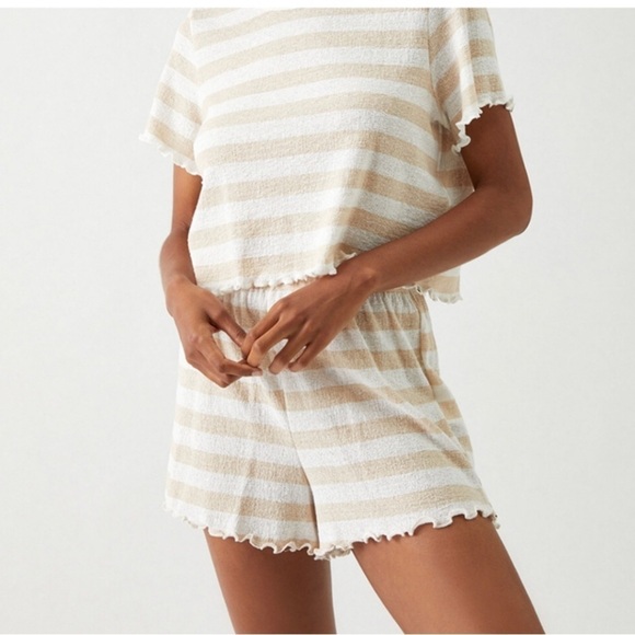 NWT! Billabong Breeze By Short Tan and White Striped - Multiple Sizes - Picture 2 of 4